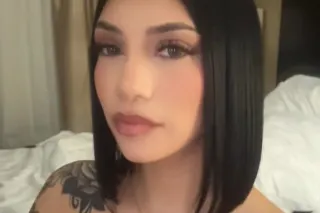 CLASSY LATINA - 26 - Image 4