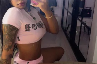 I only do hotels 🏨 you can com... - Image 2