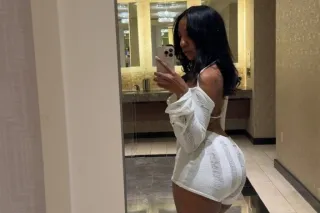 Avail Incall & Outcall! - Image 8