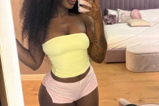 😍😍 INCALL / OUTCALL ONLY 😍😍 - ... - Image 2