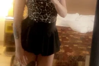 Sexy woman - 25 - Image 1