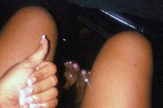 slim thic lightskin💡 - Image 5