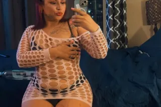 come and see your NEW favorite fat pussy girl😘 big booty 😻 - Image 5