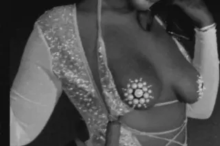 Thick and juicy brownskin🧁⭐💋 -... - Image 1