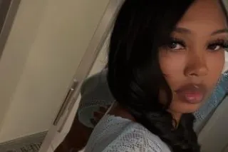 5⭐Stunning Tiny Playmate 🏝4'10... - Image 2