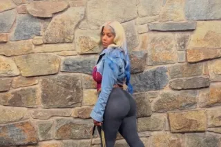 hey guys its mrs good cookiiee... - Image 2