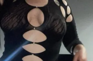 😍Y⃣O⃣U⃣R⃣ N⃣A⃣U⃣G⃣H⃣T⃣Y⃣ O⃣B⃣S... - Image 2