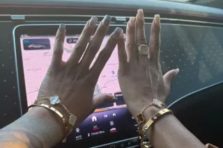 🥰💋 SINGLE SEXY PETITE BLACK SPINNER 🥰💋 READY TO MAKE REGULARS 🛍🙏🏾 - Image 12