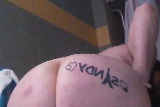 GOOD MORNING! That sexy, sassy... - Image 1