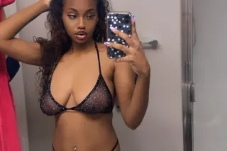 Best service in town 💦❤Petite ... - Image 1