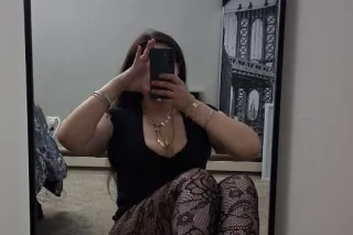 ComeAirBNBJ Come Unwind With Me 🫠🤗🤯🥳😻💘❤‍🔥💣💥🫴👀 - Image 10