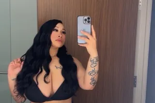 NEW EXOTIC BOMBSHELL COME SEE ... - Image 3