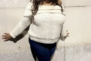 I can make my throat stretch 🤭 Dorchester Specials - Image 7