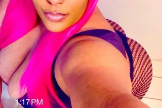 BBW POLE DRAINER VISITING NASH... - Image 2