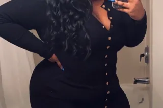 😉𝕋ℍ𝕀ℂ𝕂 BBW Discreet💦𝐒𝐖𝐄𝐄𝐓 and ... - Image 1