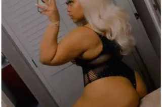 2 Girls Available Here For A G... - Image 2