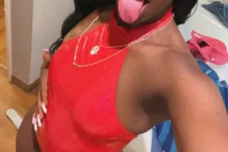 ✨𝓕𝓵𝓪𝔀𝓵𝓮𝓼𝓼 sexy and Petite 𝓑𝓸𝓶𝓫... - Image 4