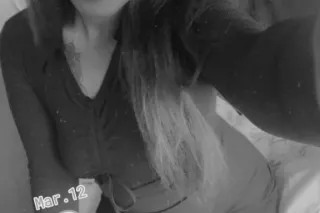 🎀 𝘏𝘖𝘛 𝘎𝘪𝘳𝘭 𝘙𝘦𝘢𝘥𝘺 𝘛𝘰 𝘍𝘶𝘤𝘬💕💋🚓𝘊𝘢𝘳 𝘴𝘦𝘹🚓🤑𝘈𝘷𝘢𝘪𝘭𝘢𝘣𝘭𝘦 𝘕𝘰𝘸 𝟤𝟦/𝟩🤑Curvy Ass And Clean Pussy💋💚 submissive ❤ 💋 sex Fun? - Image 5