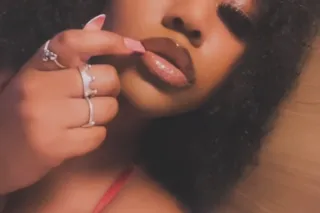 hey baby come see me 🙈🩷 - 22 - Image 1