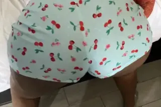 Come See Juicy - 25 - Image 4