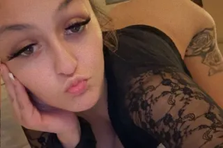 COME HAVE SOME FUN AND RELAX 😘... - Image 2