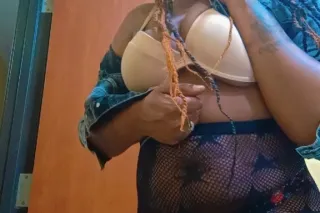 100% woman lets have fun early morning 2 girl specials snack (specials allday )luxury ,upscale massages,super soaking juice box and gobbling watering lips experience come see the best in the city - Image 5