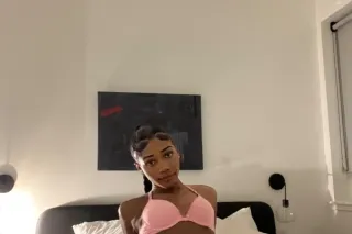 incall/outcall 💌 back visiting in PDX available now😏 💋petite wet💦 and ready to play😋 message me now for some fun💋💌 - Image 6