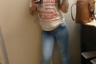 35yr old beautiful thick nice booty perfect fun size ready to enjoy so if your ready...and fellas please NO GAMES DONT WATSE EITHER MINE OR YOUR TIME SO PLEASE NO GAMES AND BE - Image 5