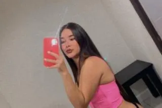 bella latina caliente 🔥 oral p... - Image 1