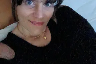 IM JUST THE GIRL NEXT DOOR LOO... - Image 4