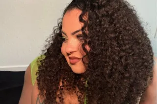 4’11 Puerto Rican Beauty 😍 - 3... - Image 3