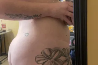 Thick MILF - 26 - Image 1