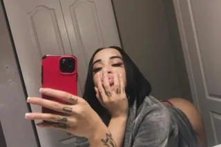 I’m available💫I only do hotels... - Image 3