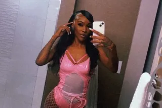 nasty 💦 wet and ready 🍒 👯 ♀ fe... - Image 2