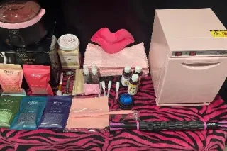 IM BACK FOR A LITTLE😮‍💨 READ BEFORE TEXTING😒 QUEEN OF DOMINATRIX 😍 - Image 1