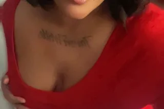 🦋Beautiful curvy Vixen Availab... - Image 2