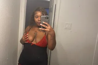 Your Fav Slut😏 Here for an goo... - Image 3