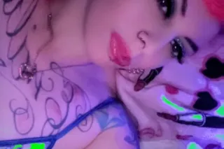 Sexy thick Latina Nikki is available for you papi 💋 - Image 9