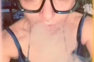 Private. Discreet. Addictive. - Image 6