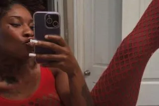 look for regs 💕😍💋 - Image 1