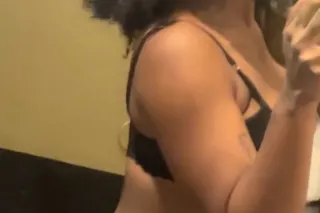 Orgy sex party tonight! hmu fo... - Image 2