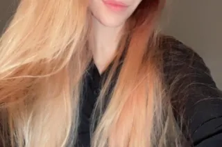 SEXY ASS SNOW BUNNY🤤🥵 AVAILABL... - Image 1