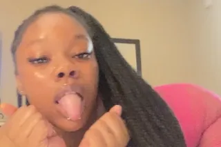 sexy petite lightskin💋 ready 2... - Image 1