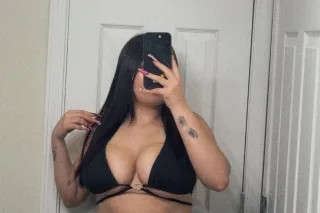 Beautiful and hot, young and t... - Image 4