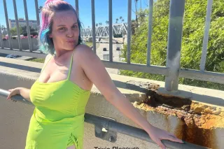 What A Day To Cum & Play!! Wha... - Image 3