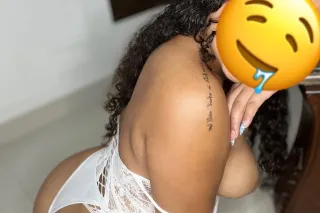 NEW Girl Avalible 24-7 - 28 - Image 1