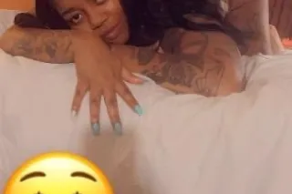 Thick Pretty Shit Come see Me🍒... - Image 1