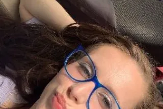 MATURE , MILFS , AVAILABLE NOW... - Image 3