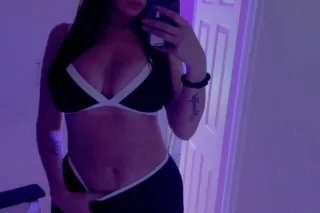 sexy snowbunny 💋👅👅👅👅 - Image 5