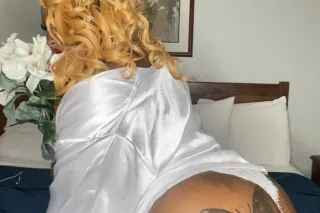 𝑬𝒍𝒐𝒓𝒂 𝑾𝒚𝒏𝒕𝒆𝒓❄Soft🍑Private🥂UNFORGETTABLE EXPERIENCE🫦 - Image 2